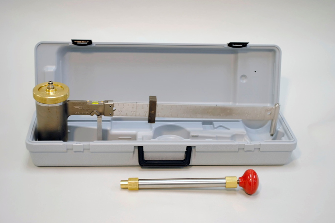 Model 141 TRU-WATE Pressurized Balance